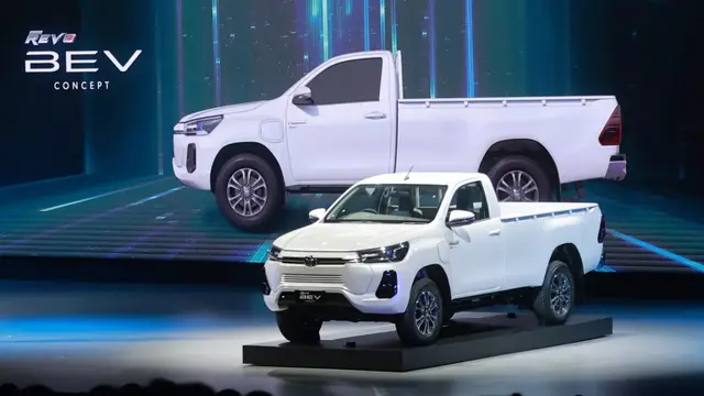 Toyota Hilux Listrik Akhirnya Mulai Diproduksi di Thailand